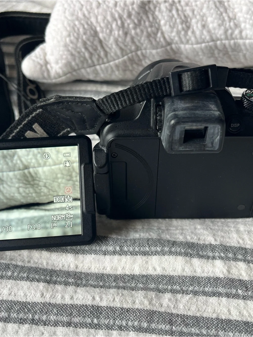 VGUC Nikon Coolpix P520